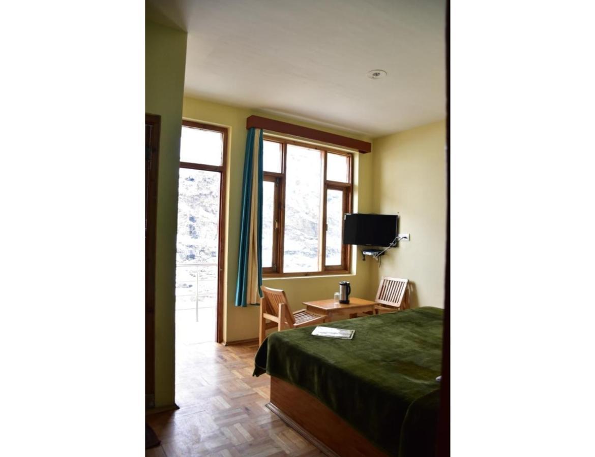 Hotel Peak View, Lahaul Sissu Ngoại thất bức ảnh