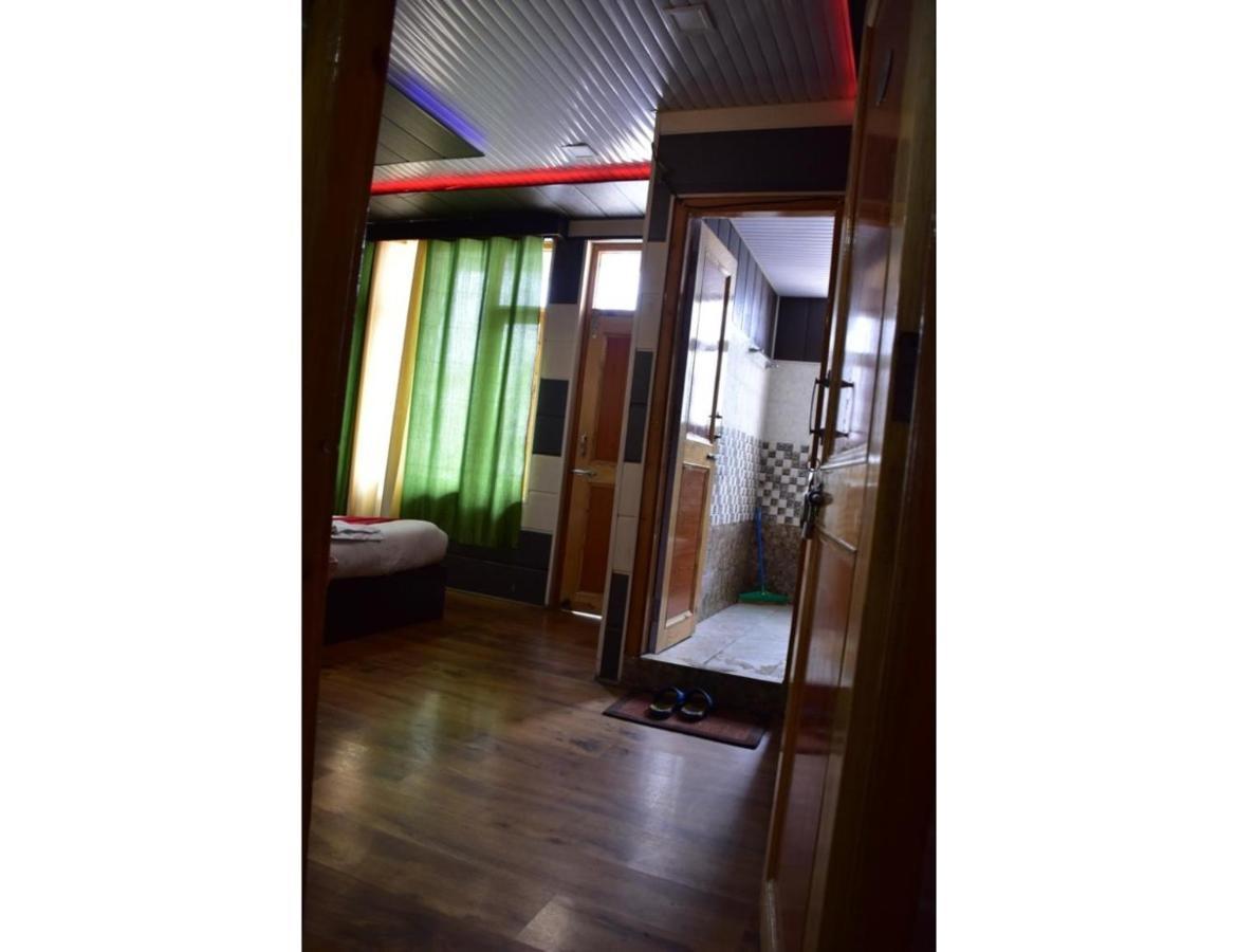 Hotel Peak View, Lahaul Sissu Ngoại thất bức ảnh