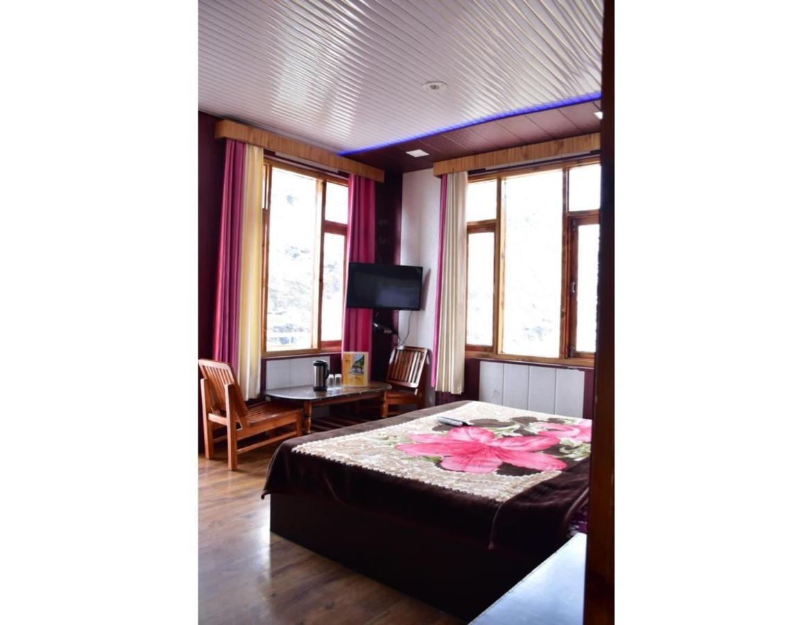 Hotel Peak View, Lahaul Sissu Ngoại thất bức ảnh